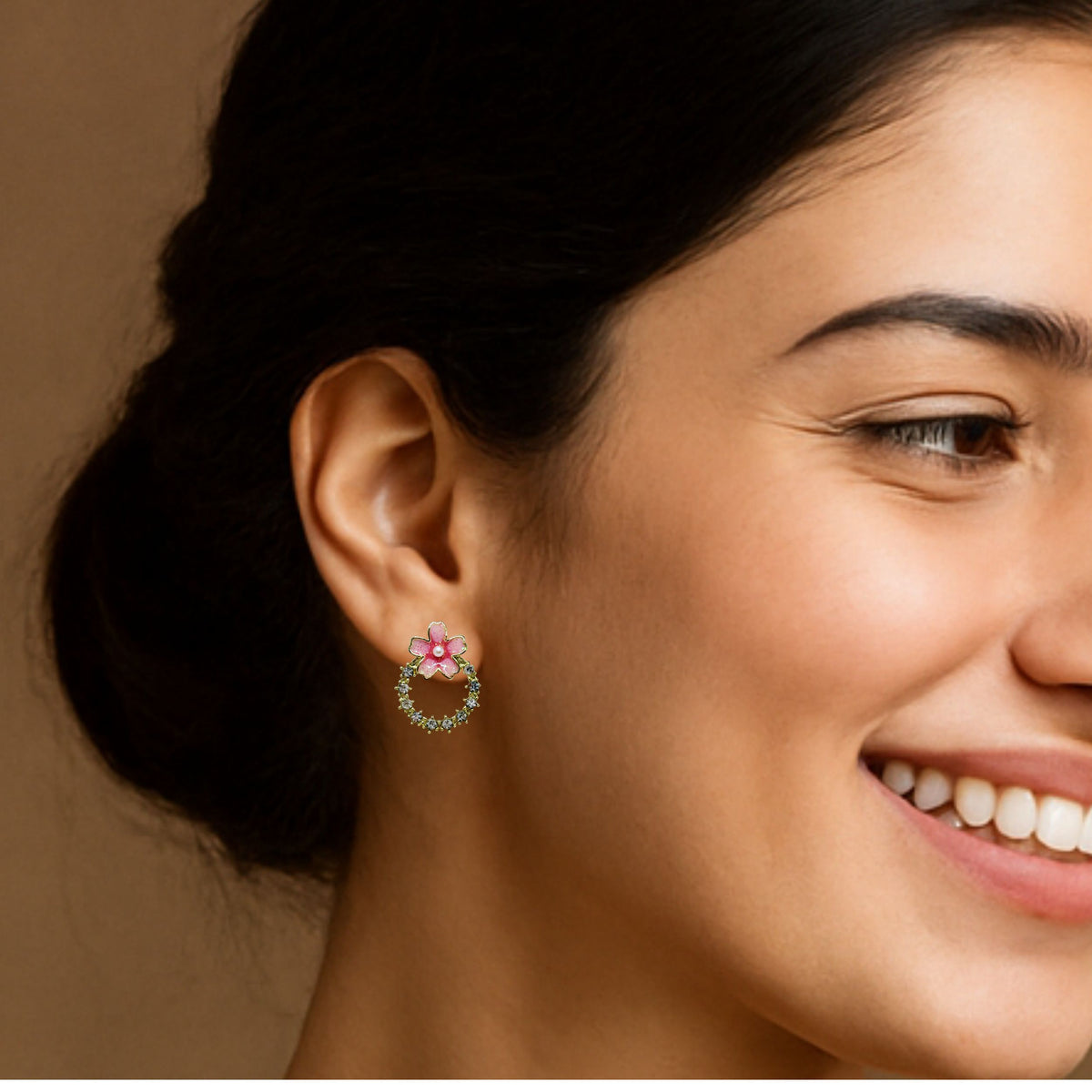 Rhinestone Circle Stud Earrings