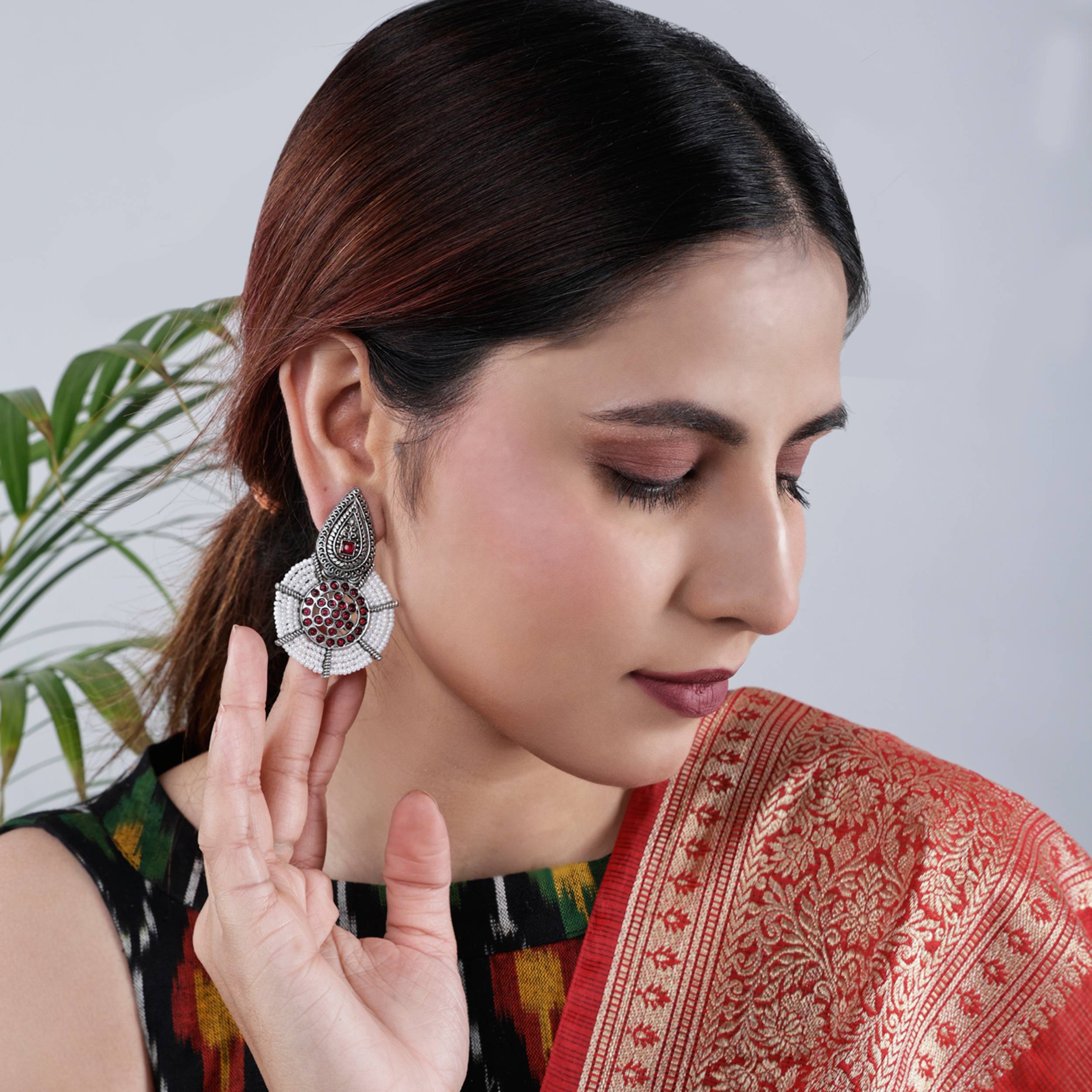 Exquisite Spiderweb Contemporary Studs