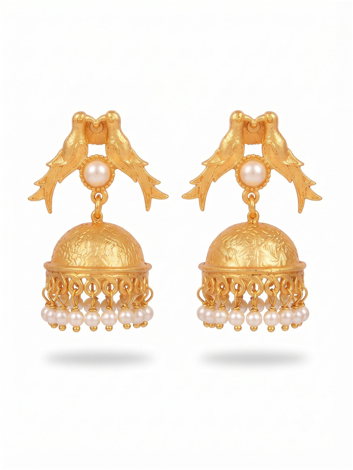Maira Pearl Jhumka