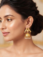 Maira Pearl Jhumka