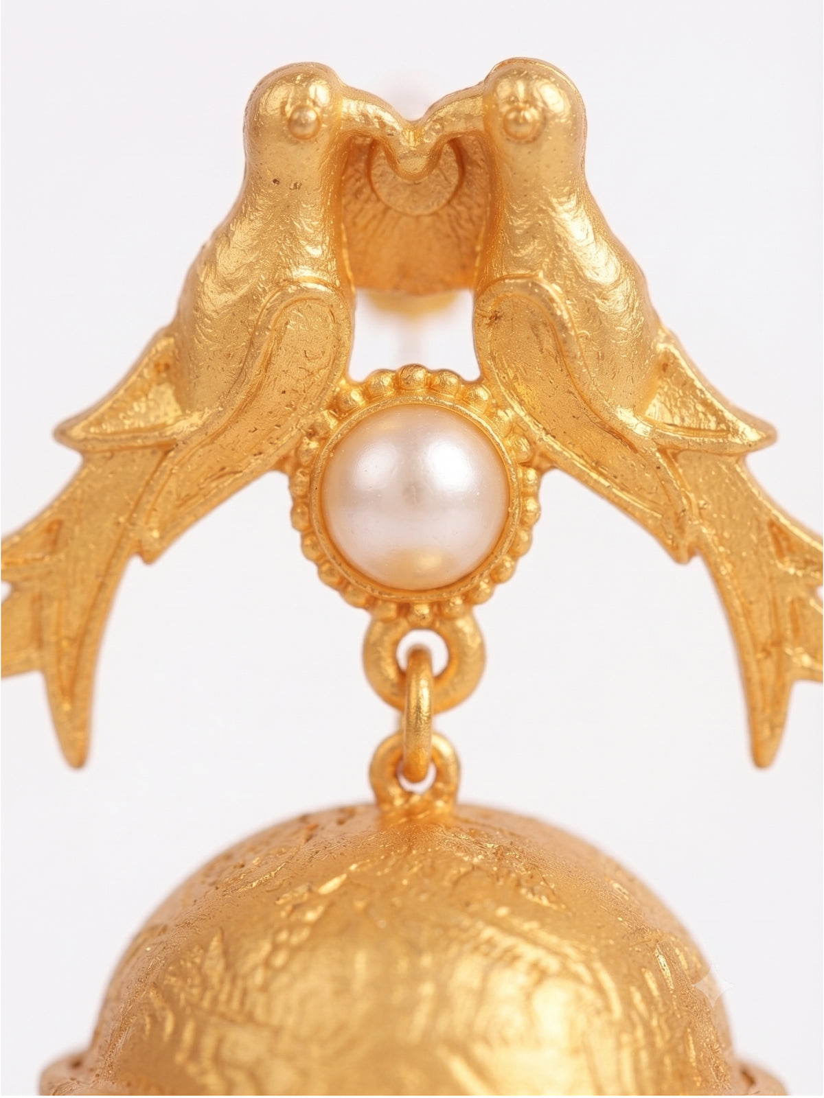 Maira Pearl Jhumka