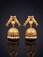 Maira Pearl Jhumka