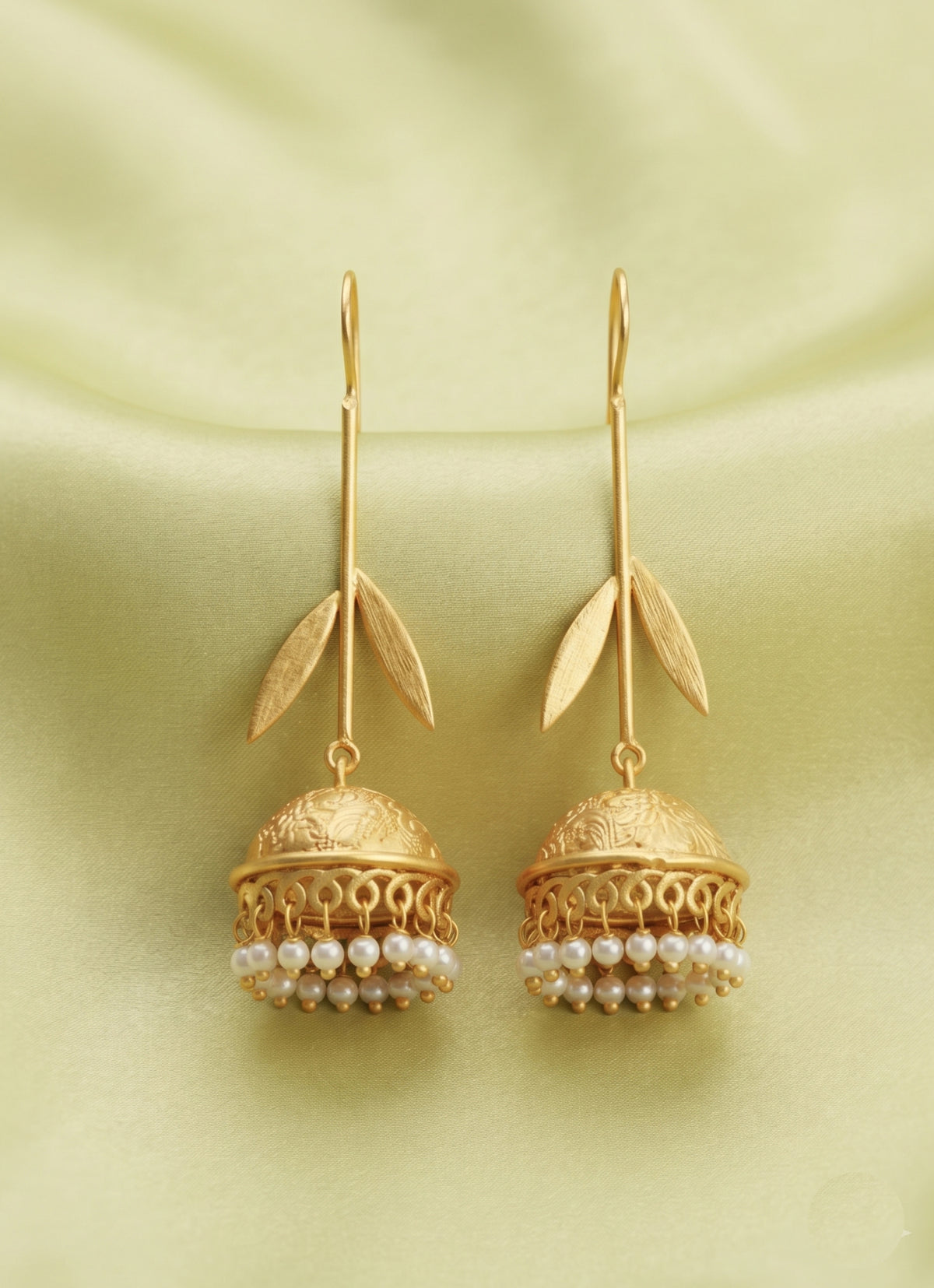 Vanya Gold Jhumka