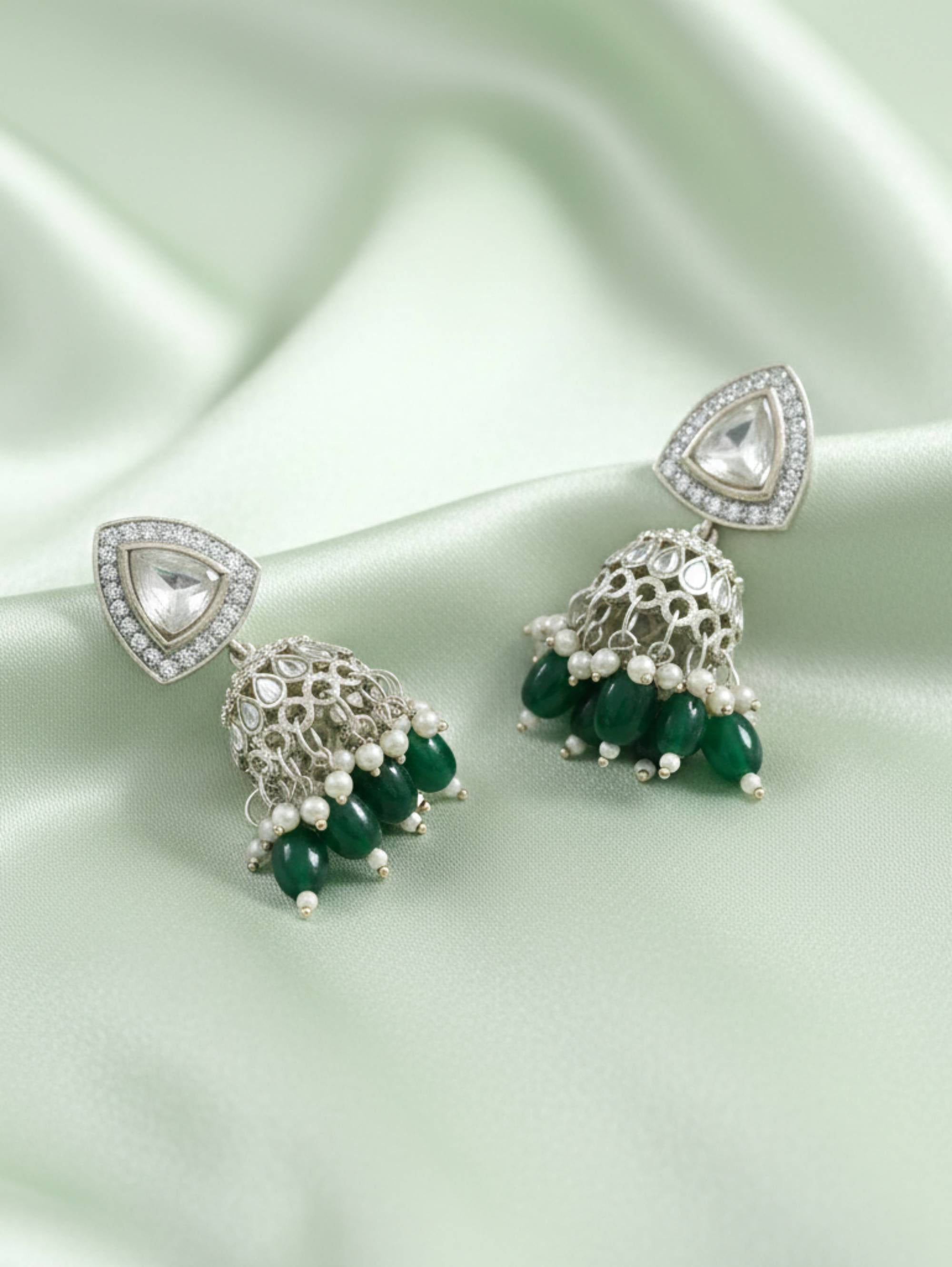 The Regal Bloom Kundan Jhumka