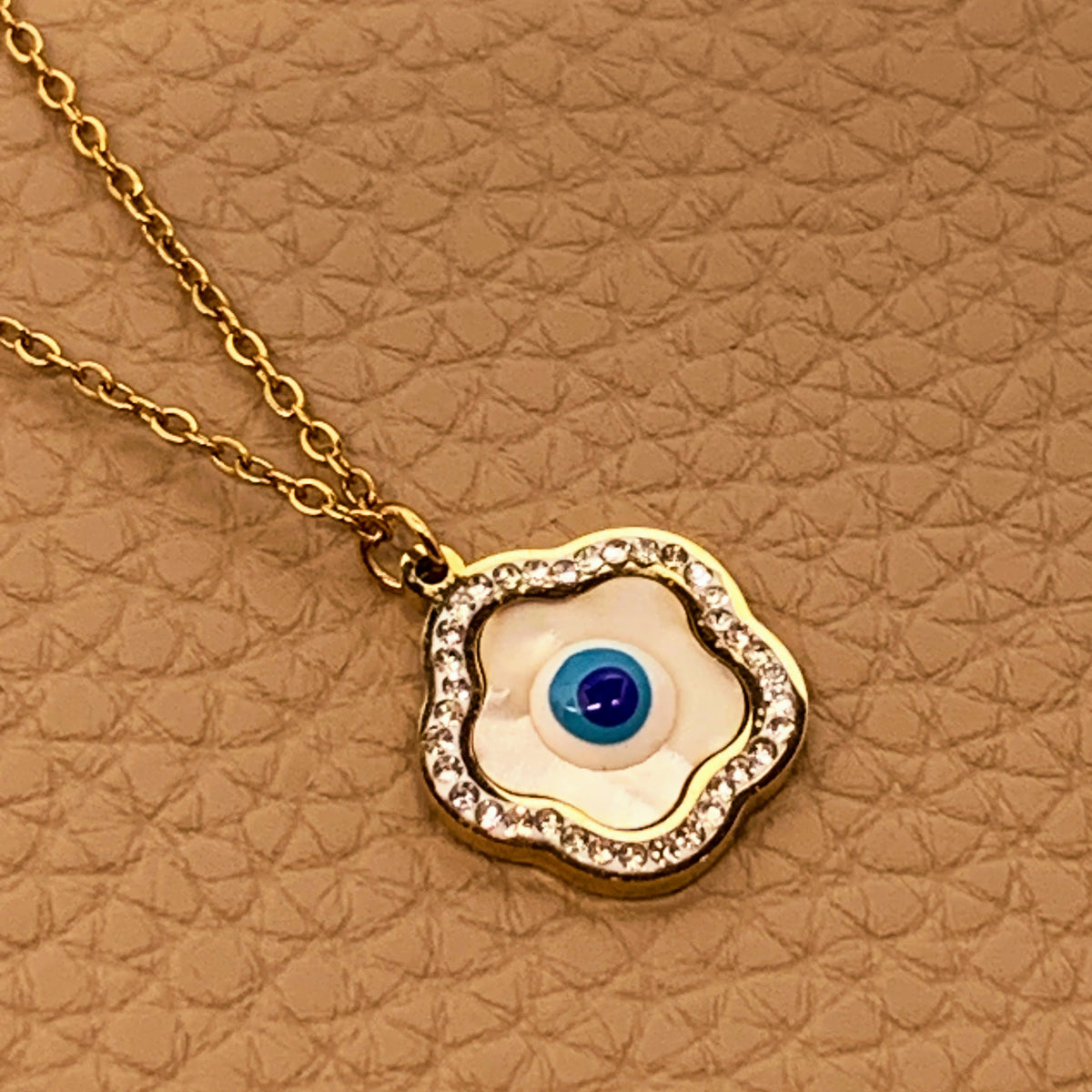 Evil Eye Gleam Chain Pendant